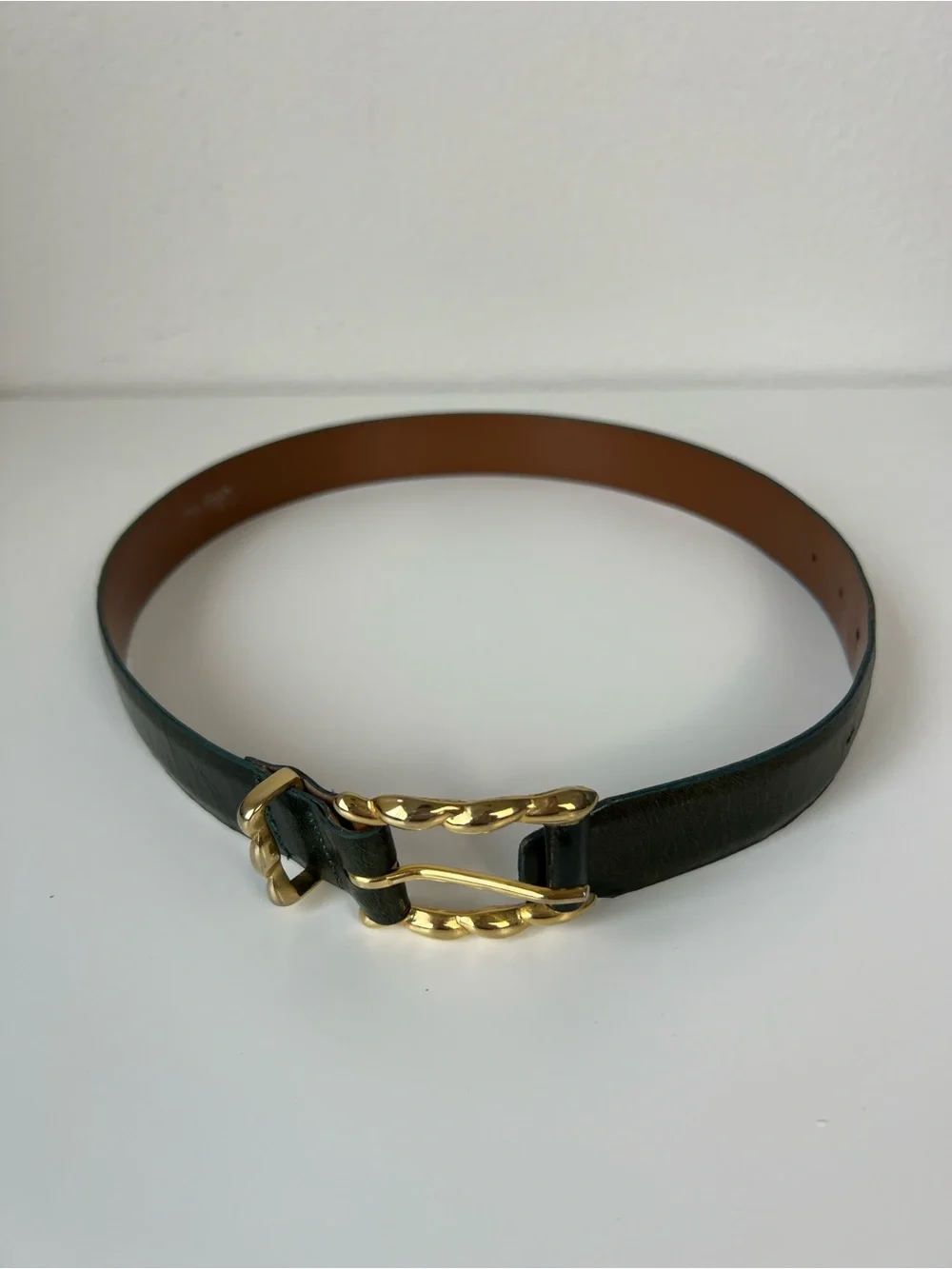 VTG Linda Allard Ellen Tracy Green Buffalo Calf Leather Belt Gold Buckle Small